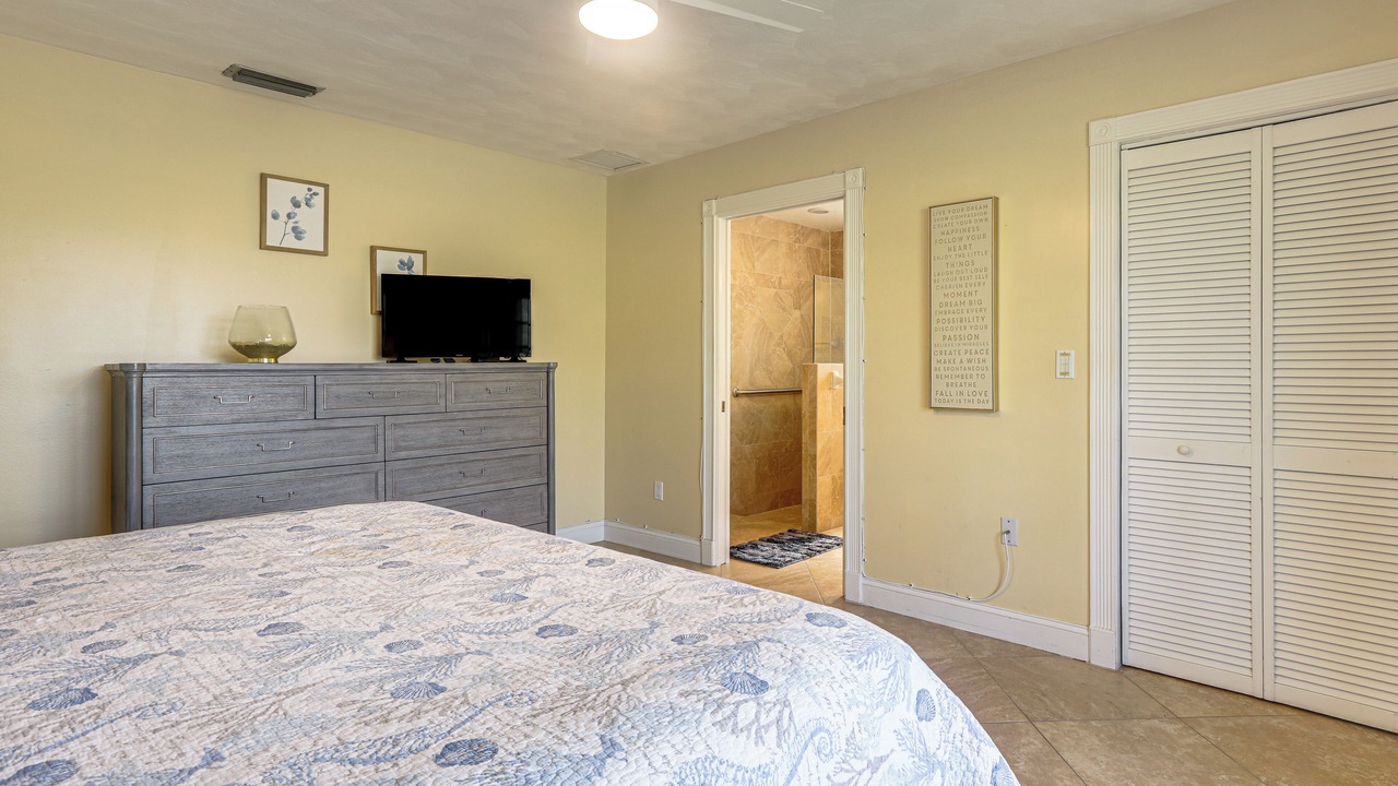 Photo of Bedroom in Singer Island