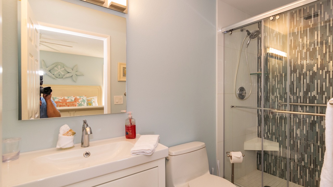 Photo of Bathroom in Holmes Beach