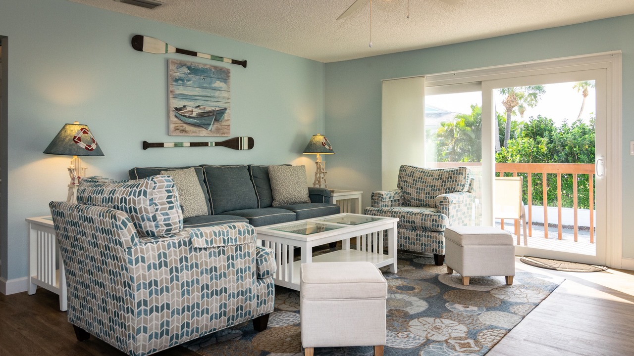 Photo of Livingroom in Holmes Beach