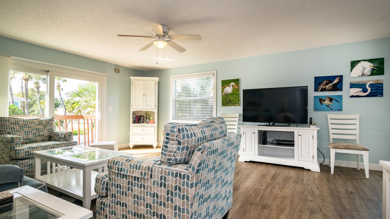 Photo of Livingroom in Holmes Beach