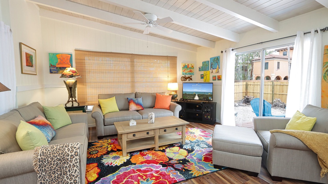 Photo of Livingroom in Captiva