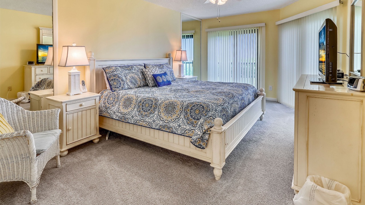 Photo of Bedroom in Sunset Beach