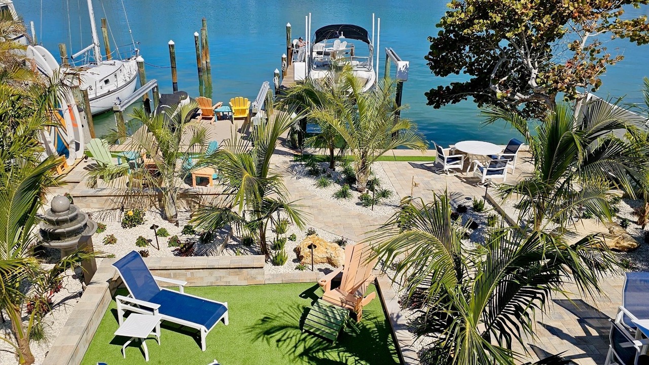 Photo of Patio Balcony in Treasure Island