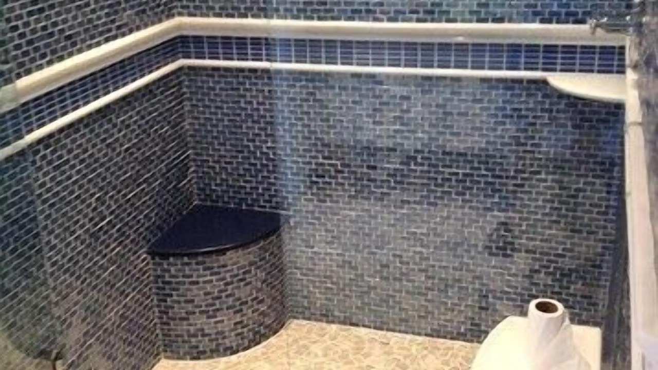Photo of Bathroom in East Naples