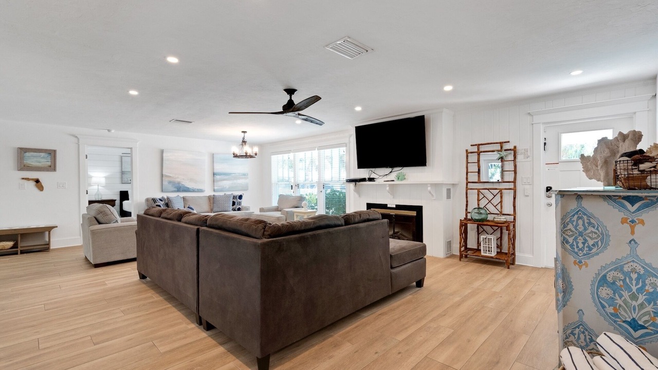 Photo of Livingroom in Siesta Key Village