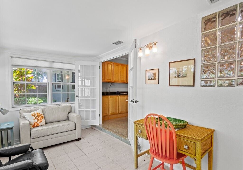 Photo of Bedroom in Central Beach