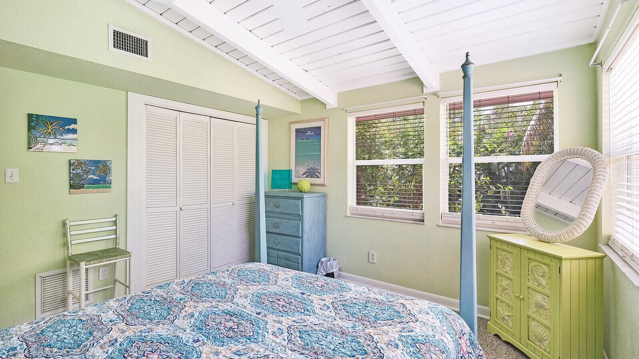 Photo of Bedroom in Jensen Beach