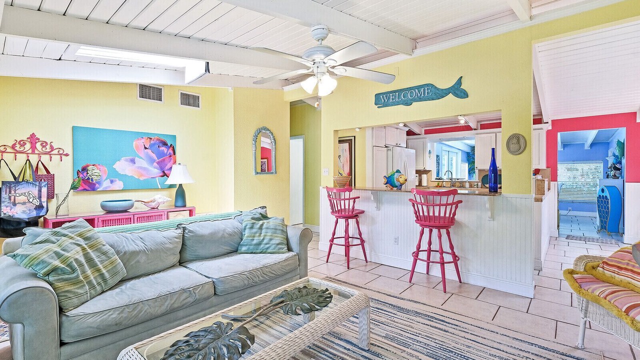 Photo of Livingroom in Jensen Beach