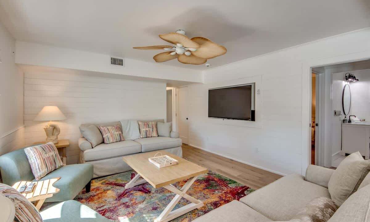 Photo of Livingroom in Fort Myers Beach