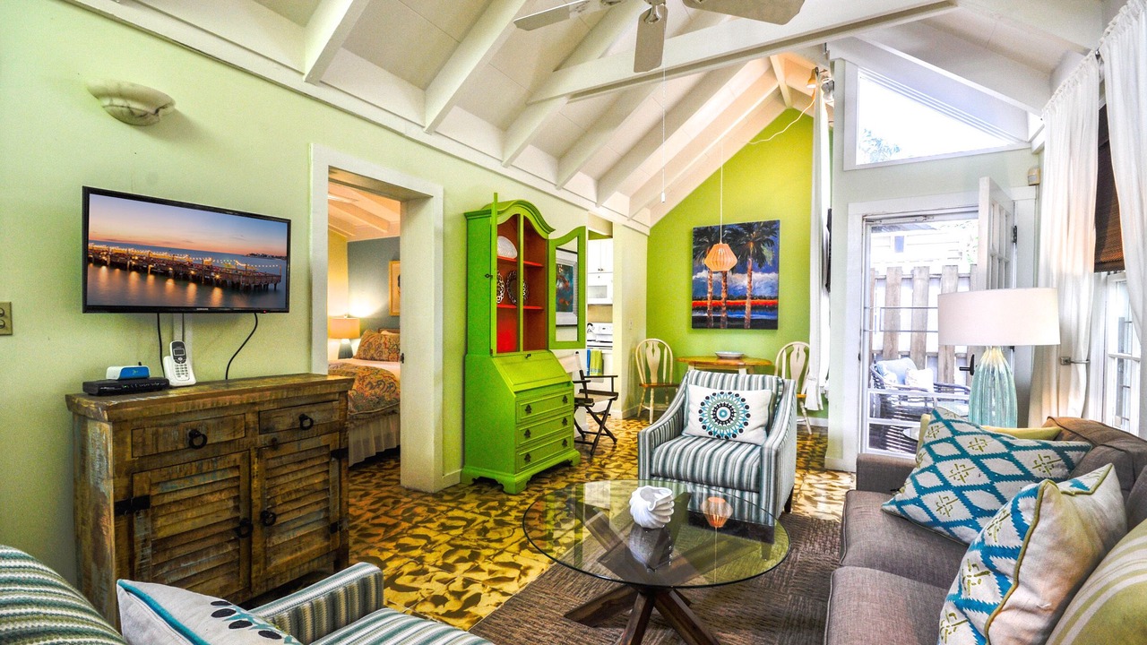 Photo of Livingroom in Historic Seaport