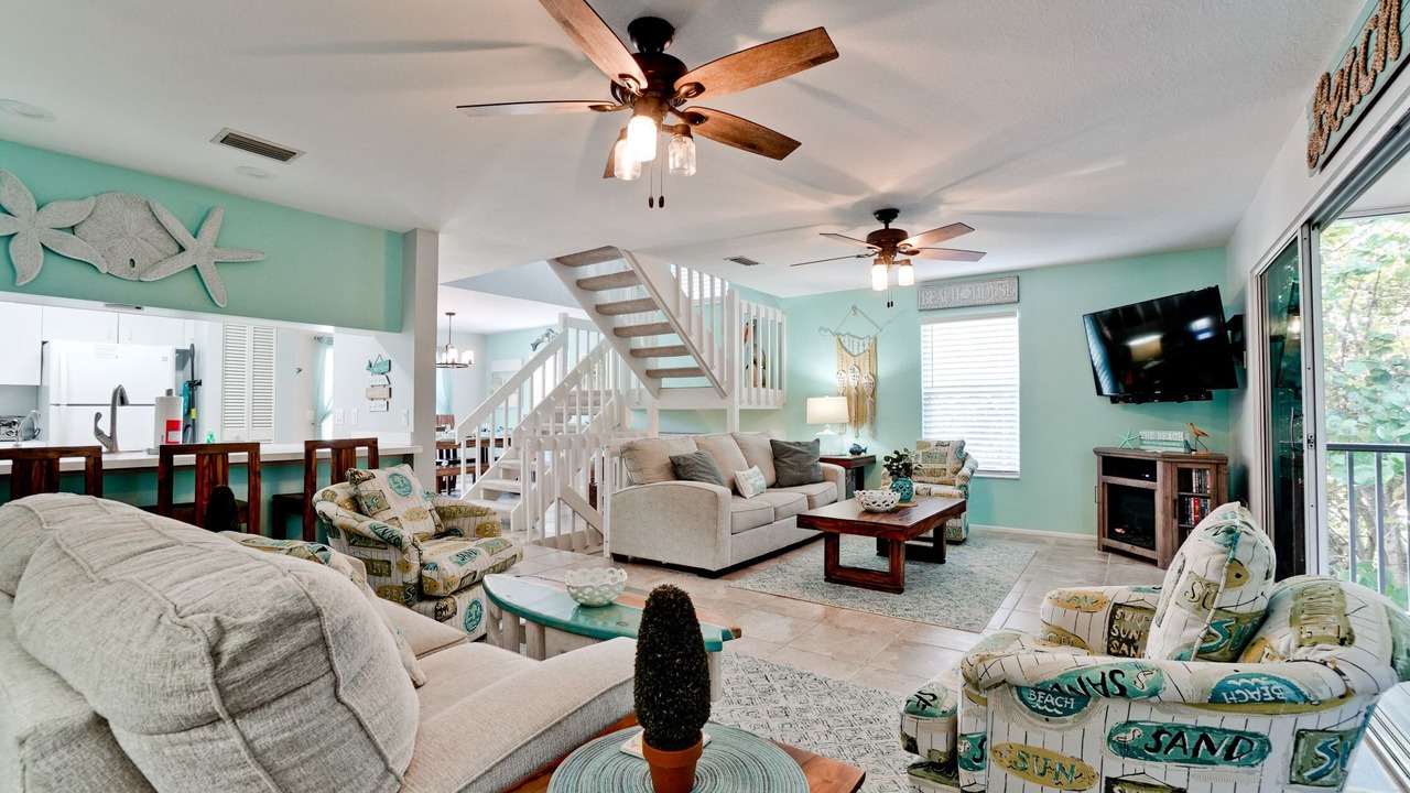 Photo of Livingroom in Holmes Beach
