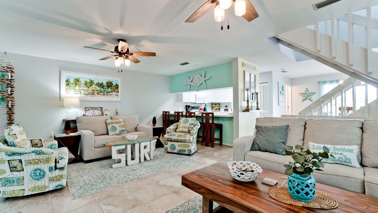 Photo of Livingroom in Holmes Beach
