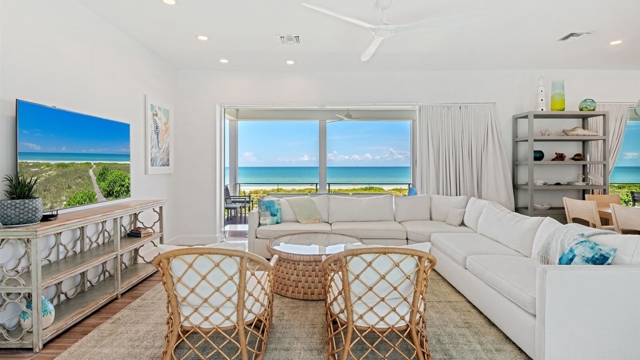 Photo of Livingroom in Captiva