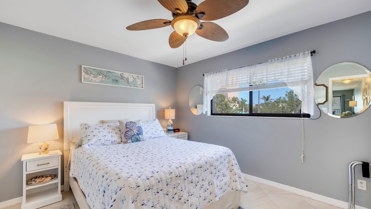 Photo of Bedroom in South Island