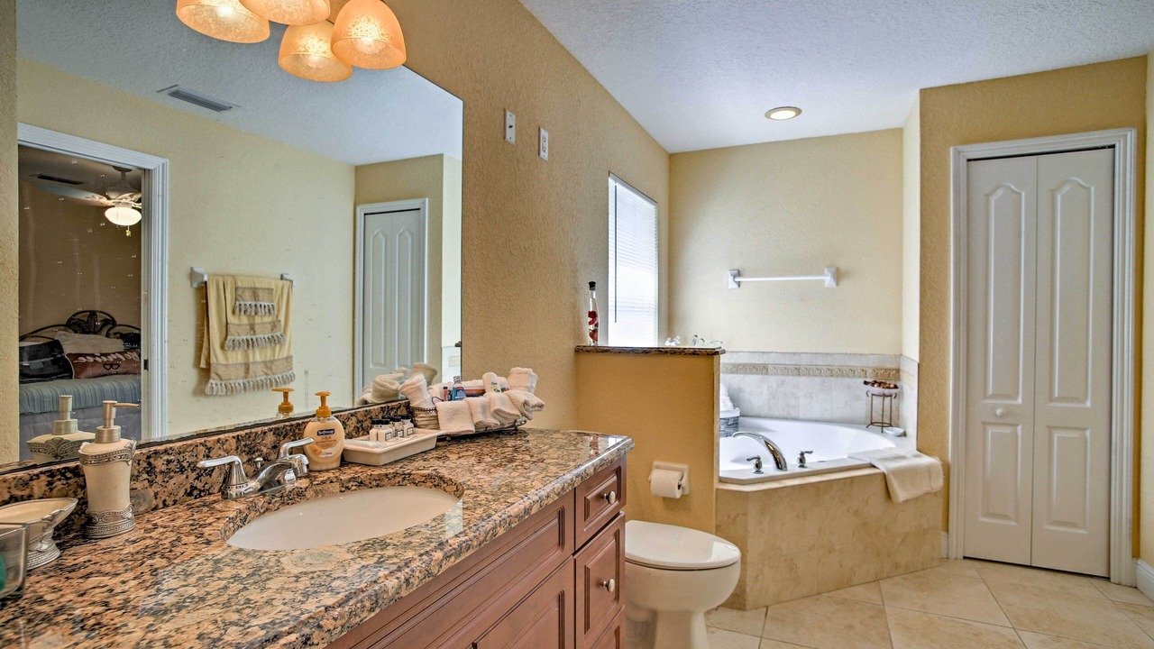 Photo of Bathroom in Port Saint Lucie