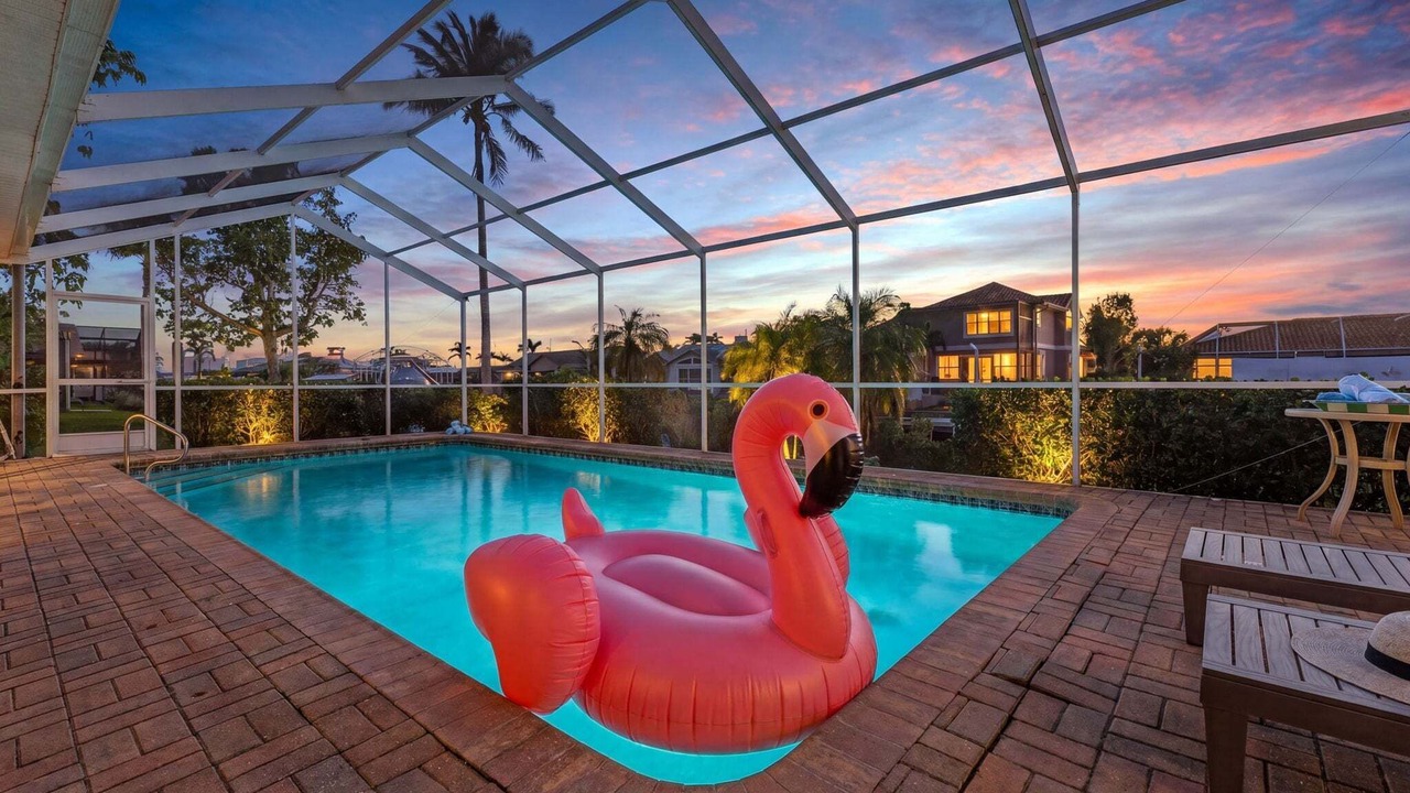 Photo of Outdoor in Pelican