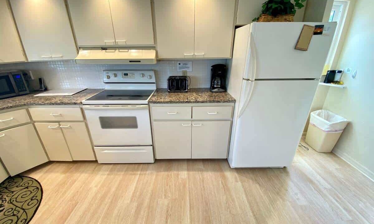 Photo of Kitchen in Mid Island