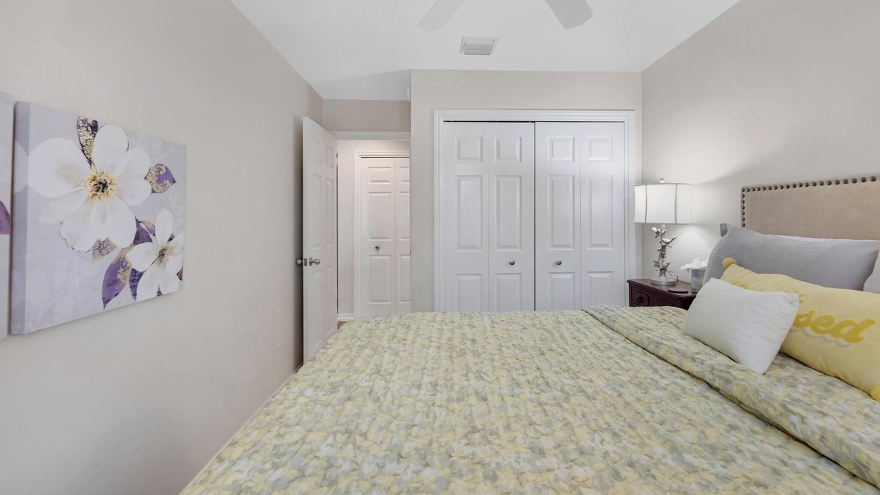 Photo of Bedroom in Truman Annex