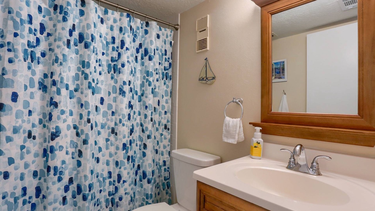 Photo of Bathroom in Indian Shores