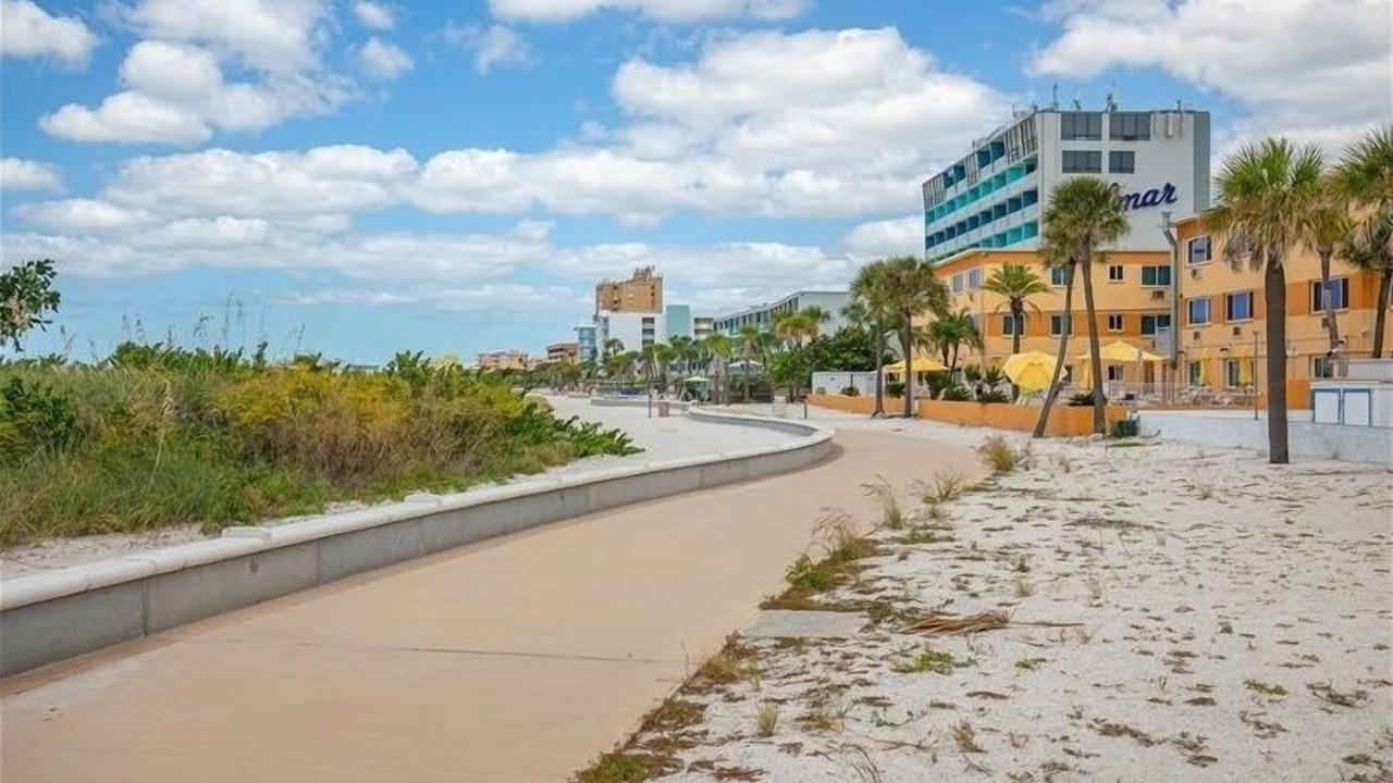 Photo of Others in Treasure Island