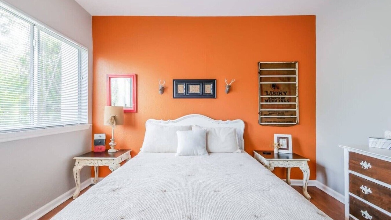 Photo of Bedroom in Historic Downtown Melbourne