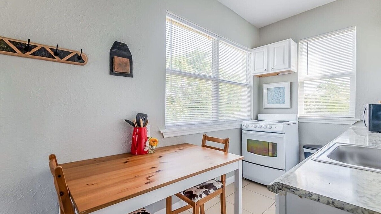 Photo of Kitchen in Historic Downtown Melbourne
