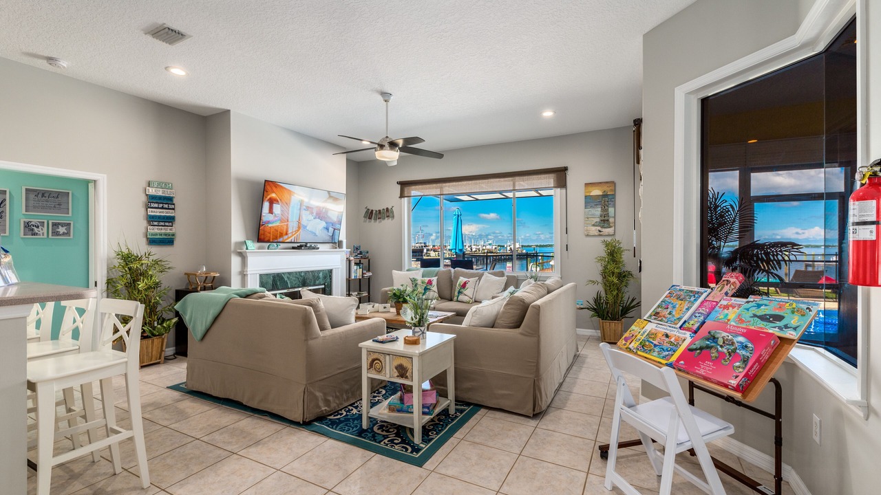 Photo of Livingroom in Stuart