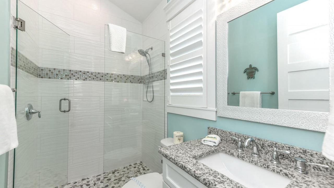 Photo of Bathroom in Holmes Beach