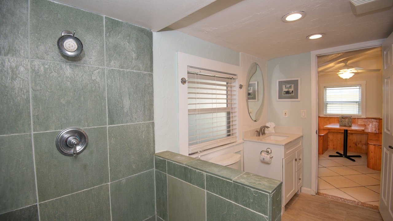Photo of Bathroom in Gulfport