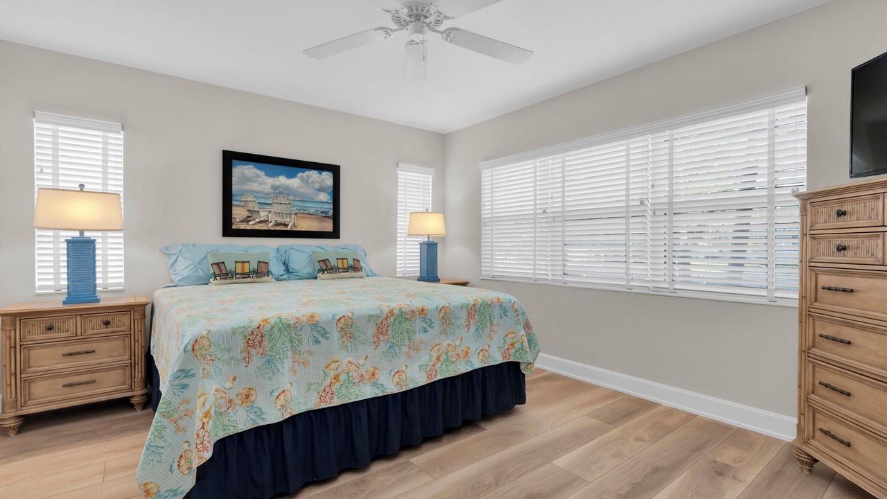 Photo of Bedroom in Shore Acres