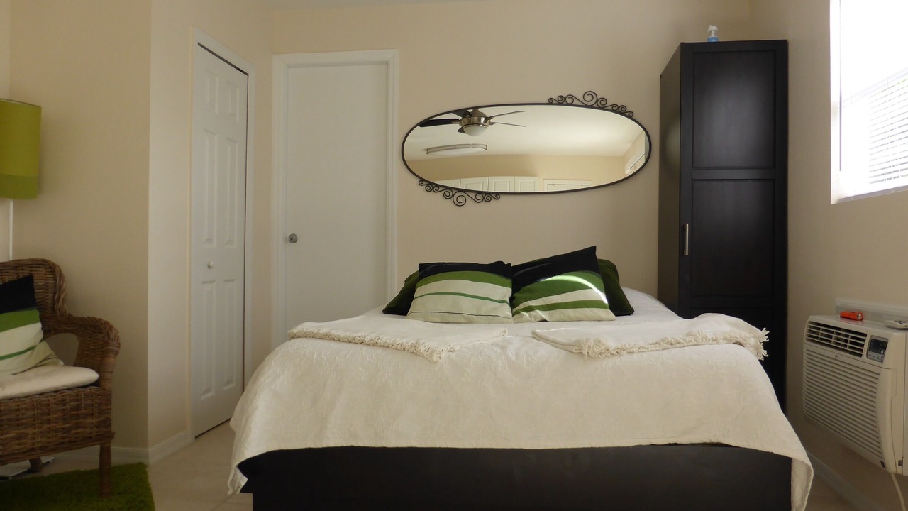 Photo of Bedroom in Caloosahatchee