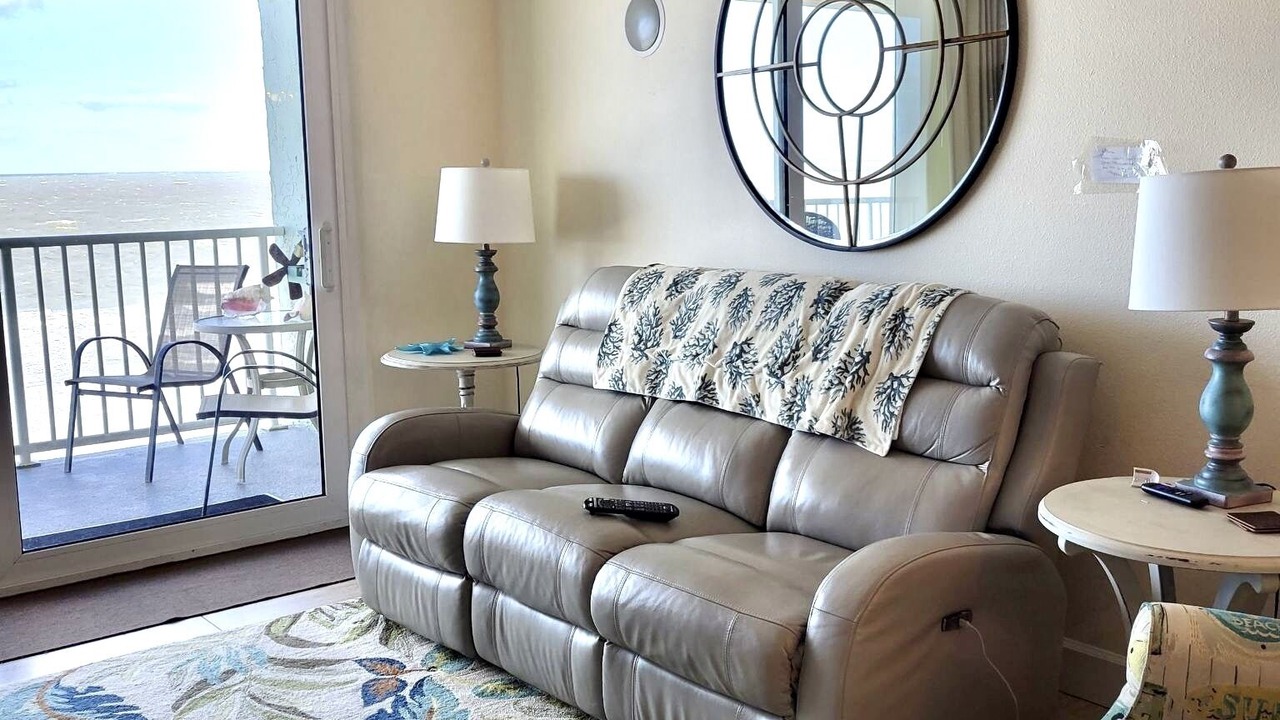 Photo of Livingroom in Indian Shores