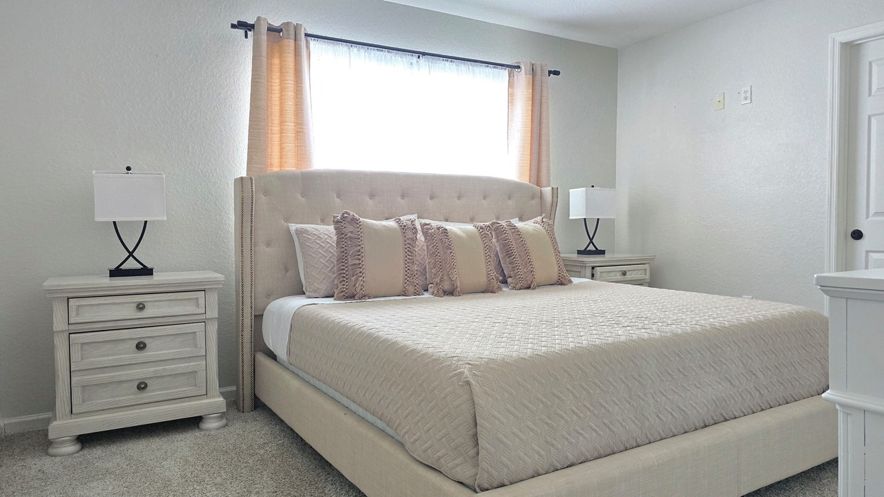 Photo of Bedroom in Windsor Hills