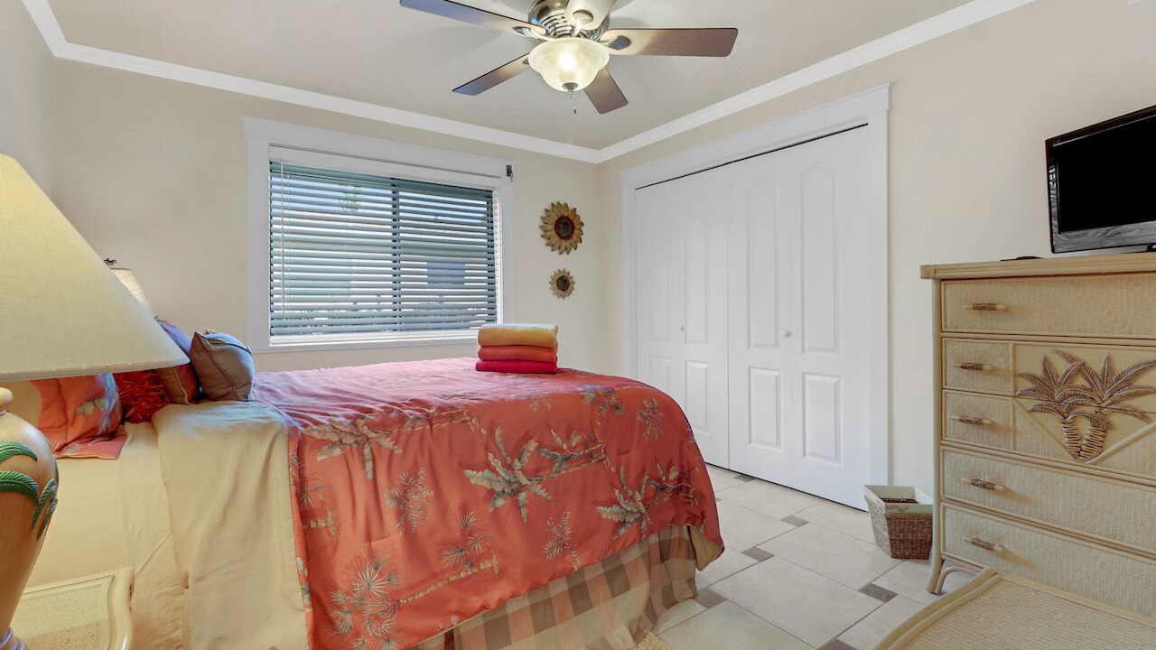 Photo of Bedroom in Caloosahatchee