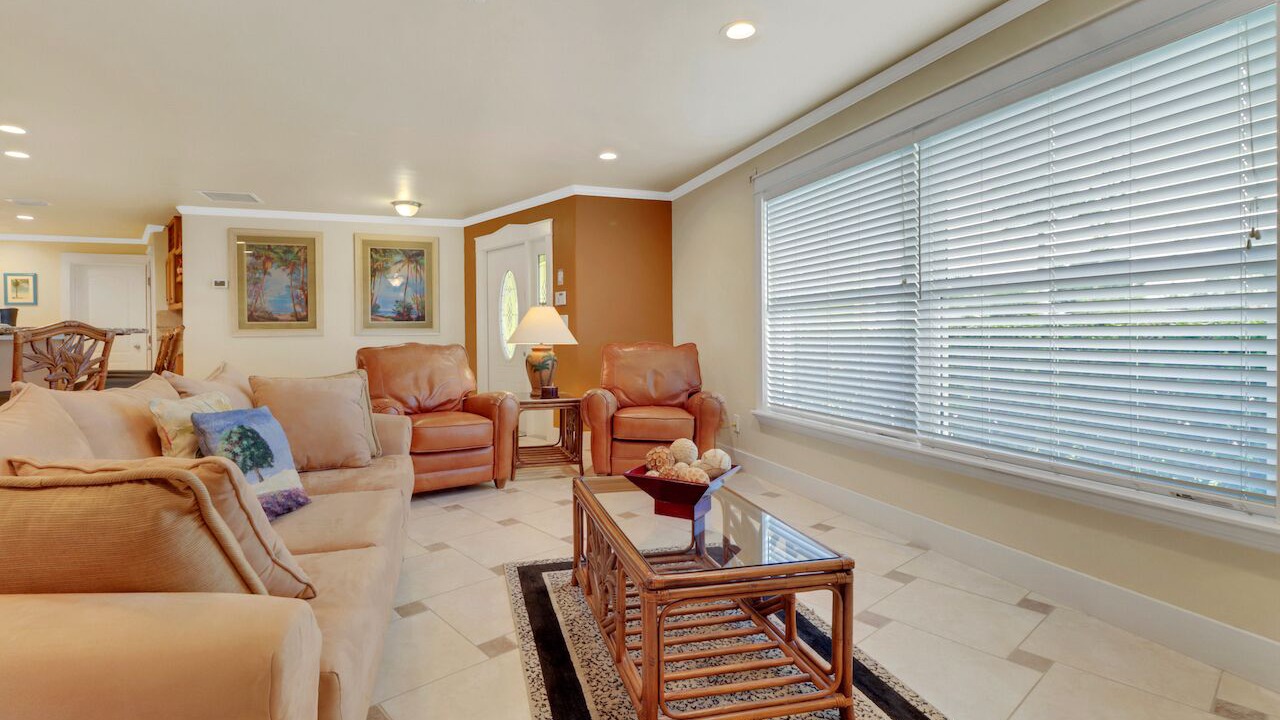 Photo of Livingroom in Caloosahatchee