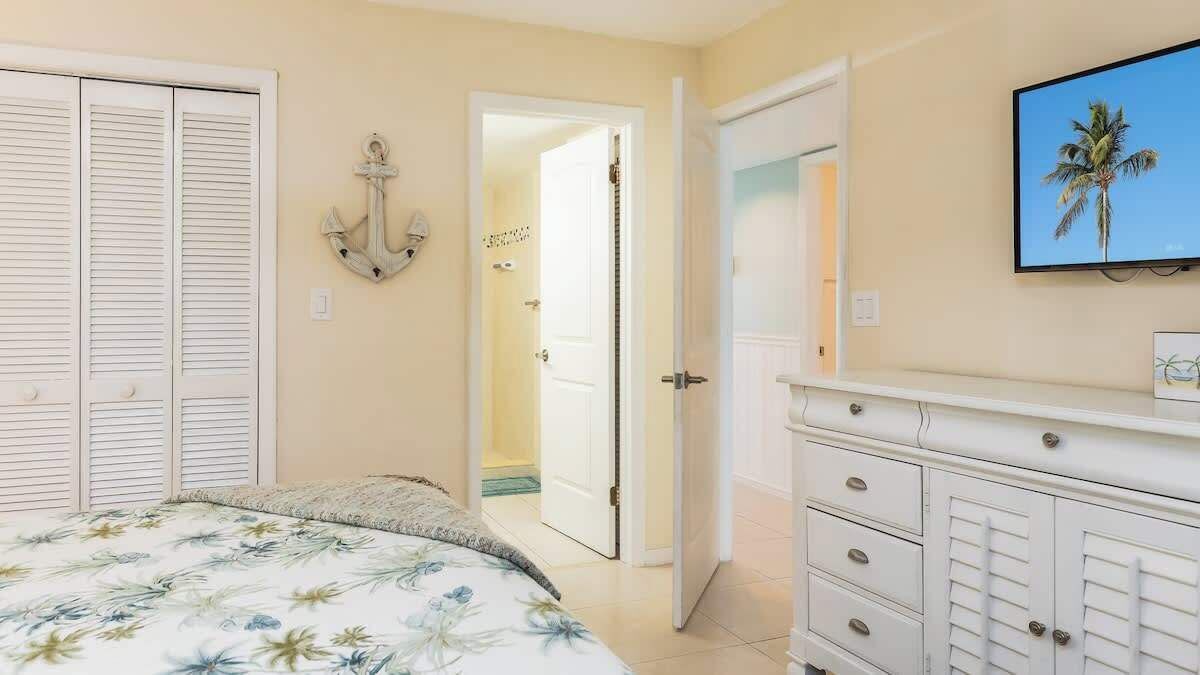 Photo of Bedroom in Tavernier