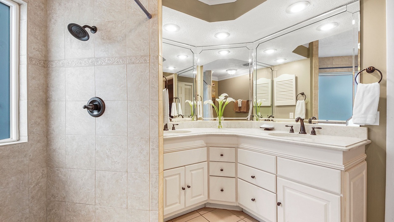 Photo of Bathroom in West Panama City Beach