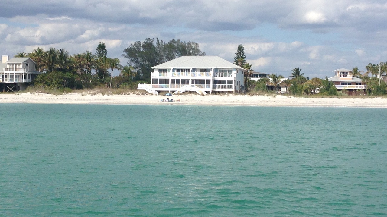 Photo of Others in Palm Island