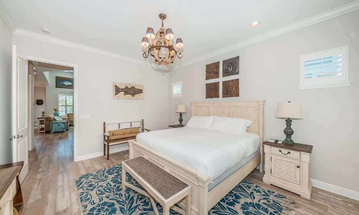 Photo of Bedroom in Redington Beach