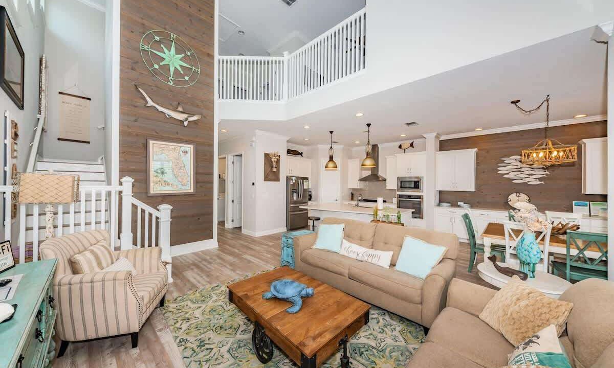 Photo of Livingroom in Redington Beach