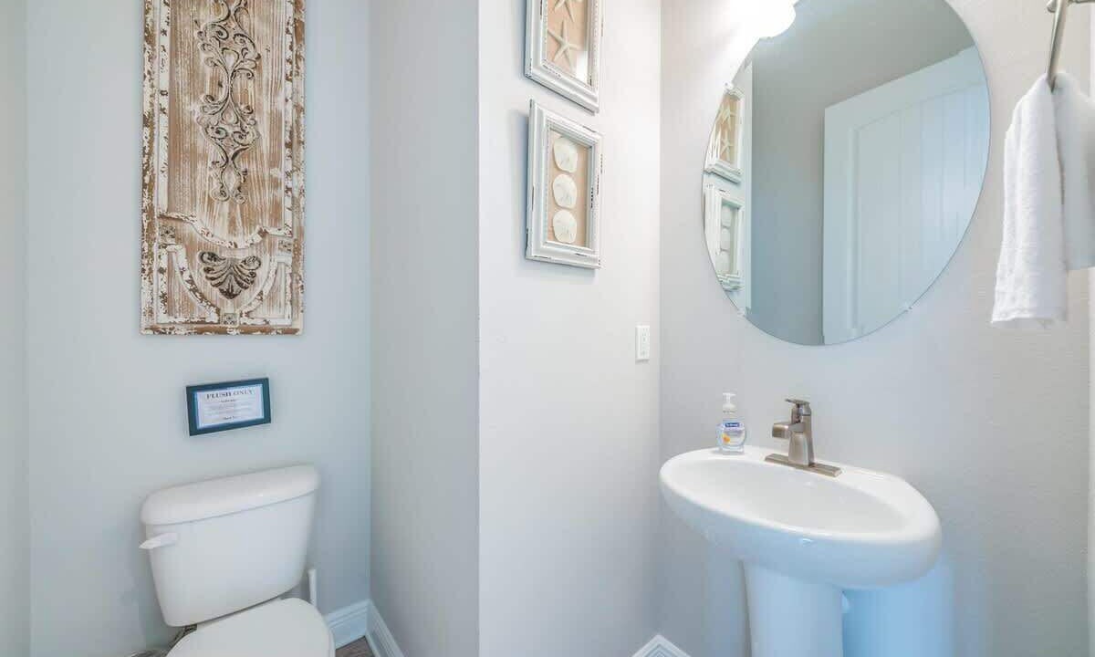 Photo of Bathroom in Redington Beach