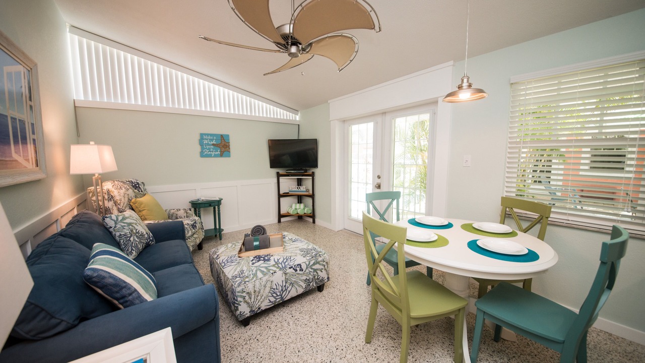 Photo of Bedroom in Holmes Beach