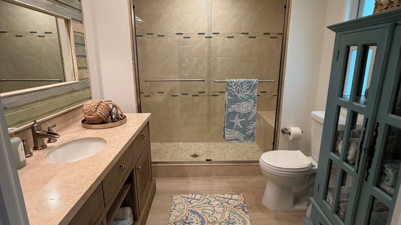 Photo of Bathroom in Cross Key Waterways