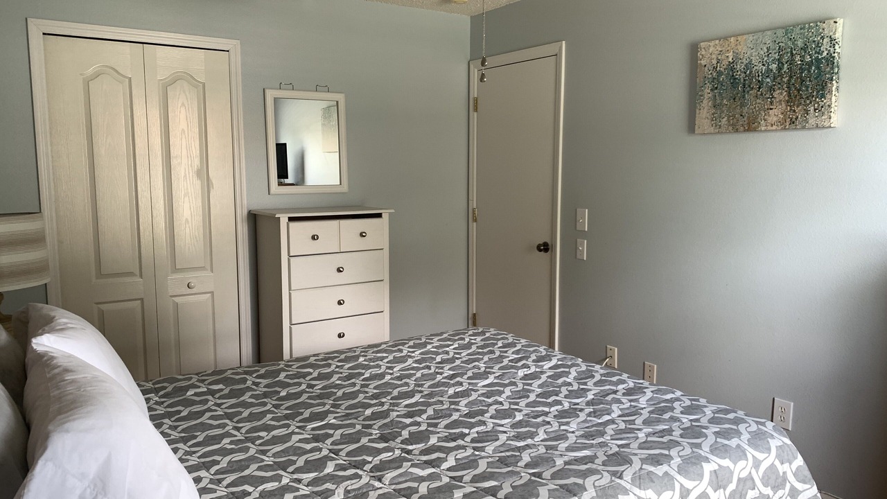Photo of Bathroom in South Pointe of Tampa