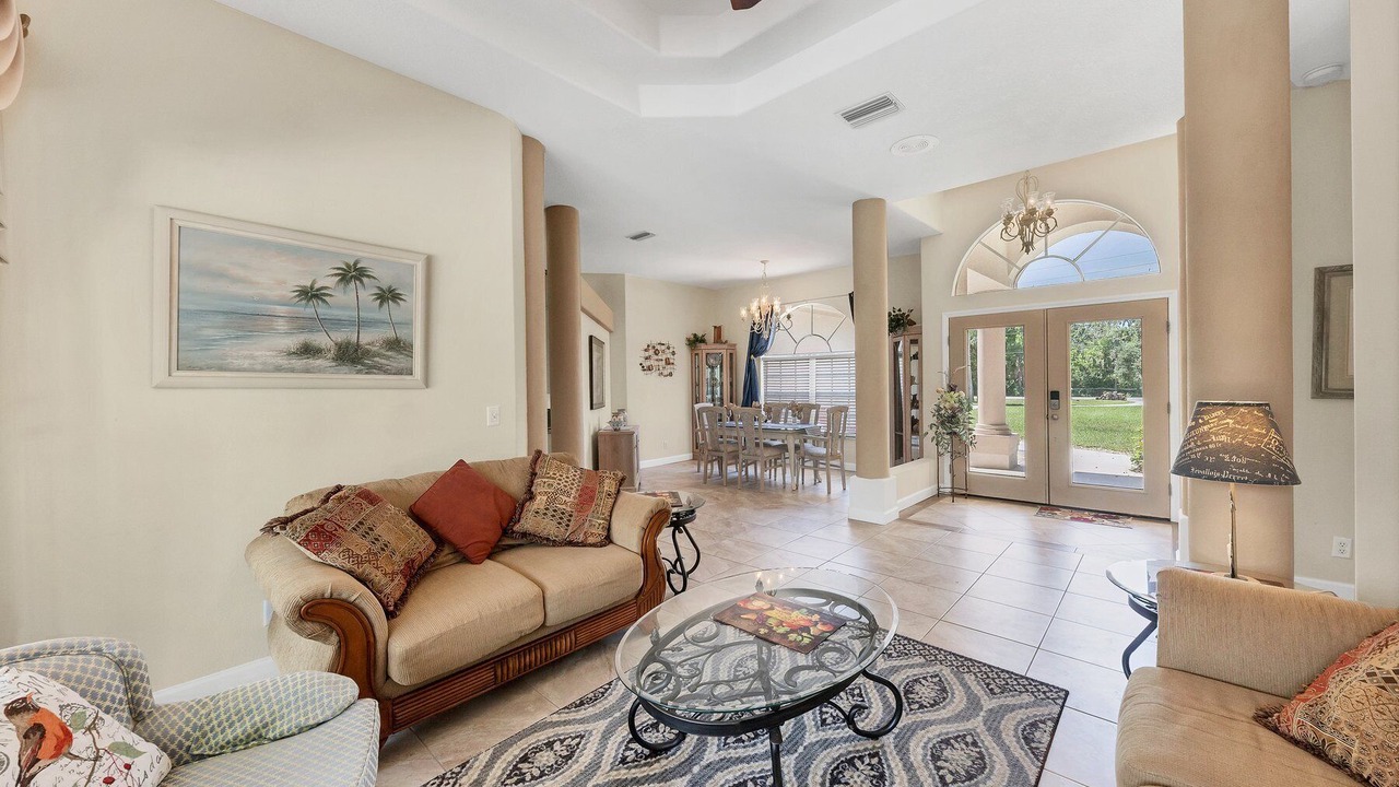 Photo of Livingroom in Englewood
