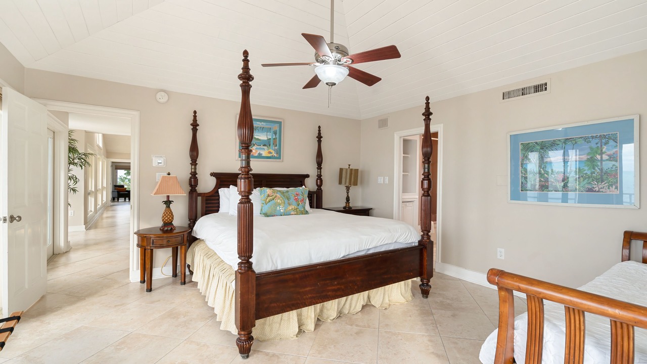 Photo of Bedroom in Marathon