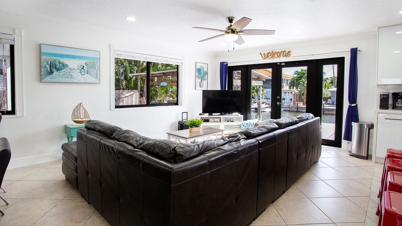 Photo of Livingroom in Marathon