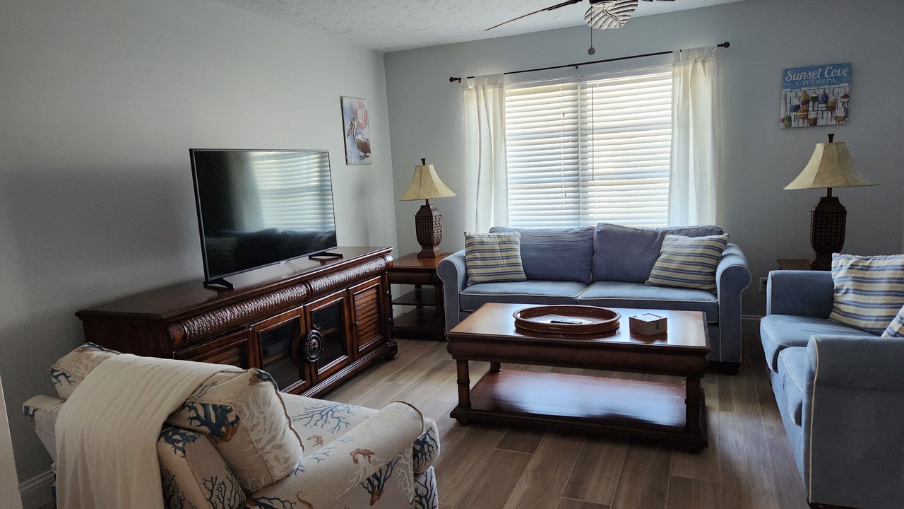 Photo of Livingroom in Naples Park