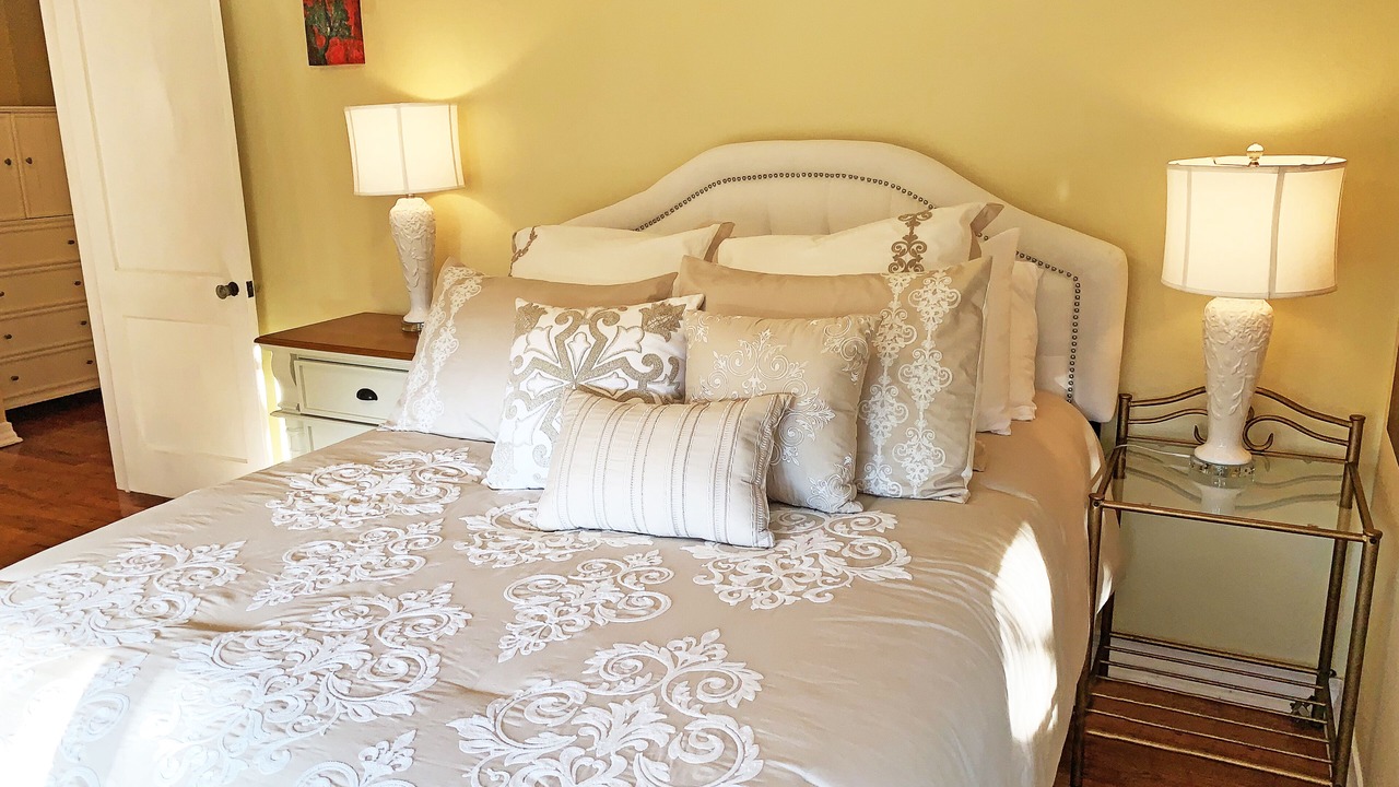 Photo of Bedroom in Historic Hyde Park North