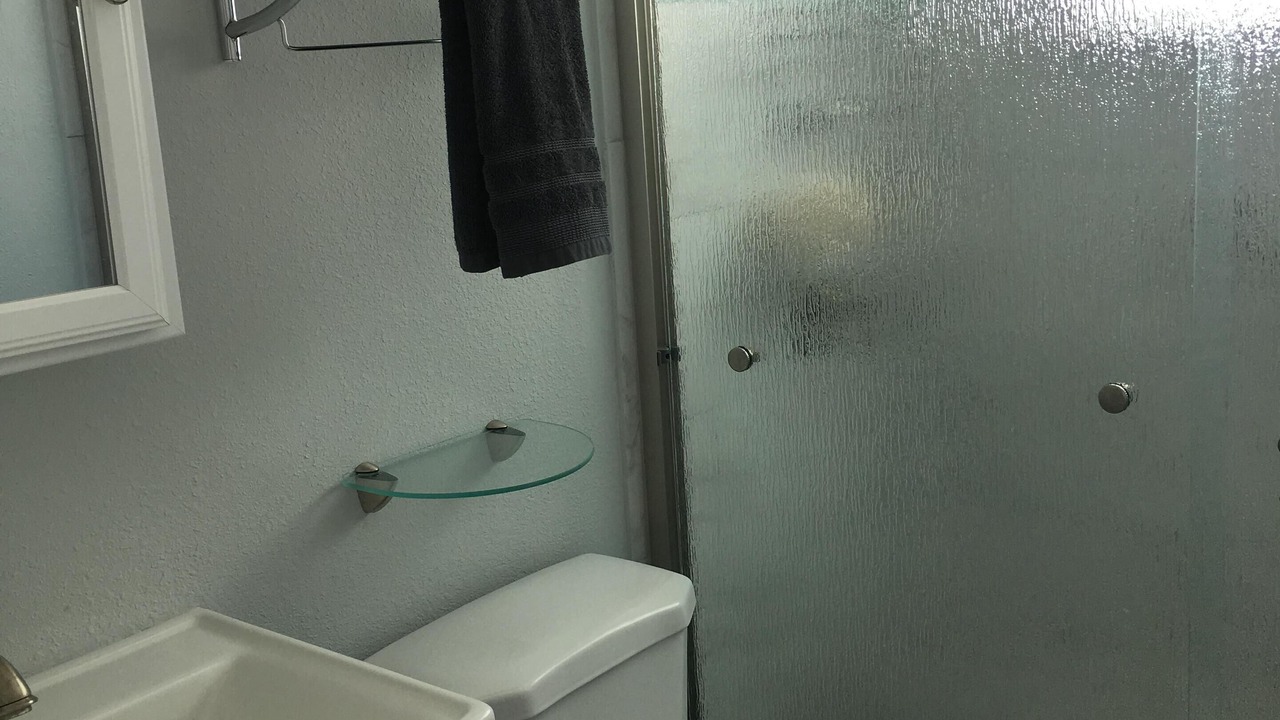 Photo of Bathroom in Marathon